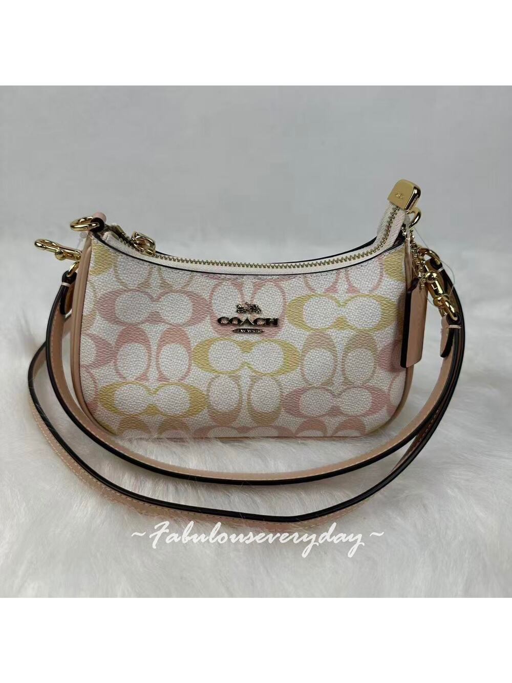 Coach Teri Mini Crossbody Bag In Signature Canvas Gold/Chalk/Pink CDW52 NWT